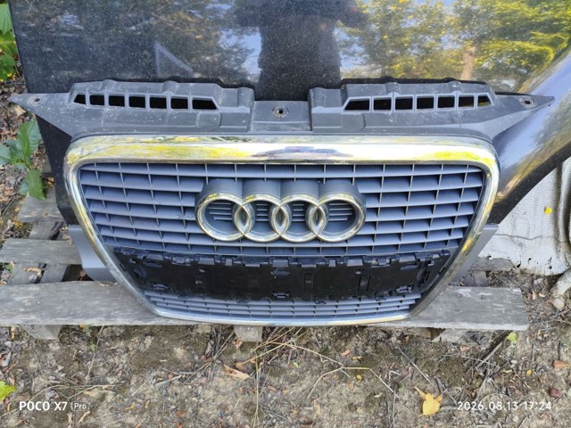 Облицовка радиатора 8P4853651A VAG