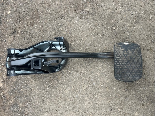 MERCEDES A2042902201 в наличии Запорожье
