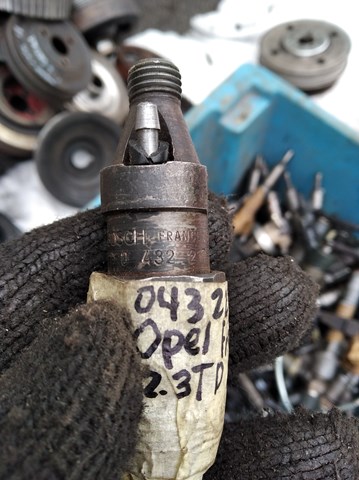 Форсунка впрыска топлива 0432217196 BOSCH