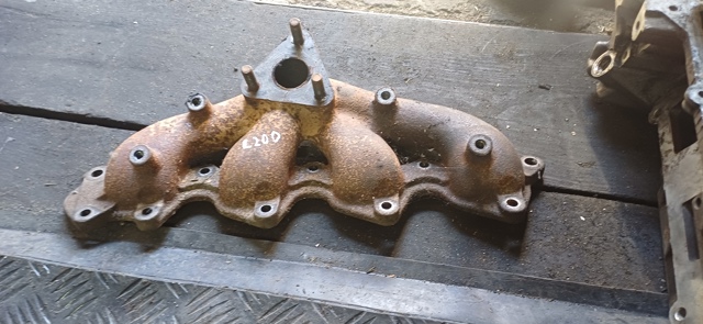 Газопроводы (коллектор выпускной) 1555A565 MITSUBISHI