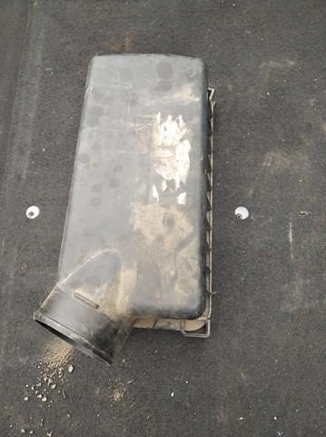 281111G000 Корпус воздушного фильтра, верхняя часть купить Николаев