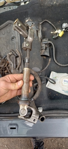 Карданчик вала рулевой колонки, верхний 4526005073 TOYOTA