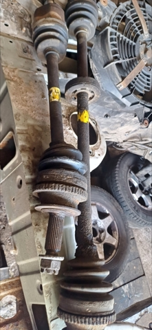 HYUNDAI 4950026111 Полуось (привод) передняя левая в наличии Чернигов