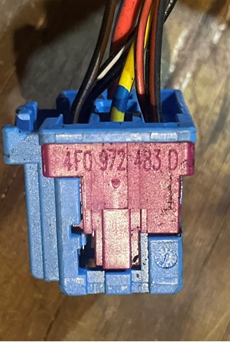 VAG 4F0972483D в наличии Киев