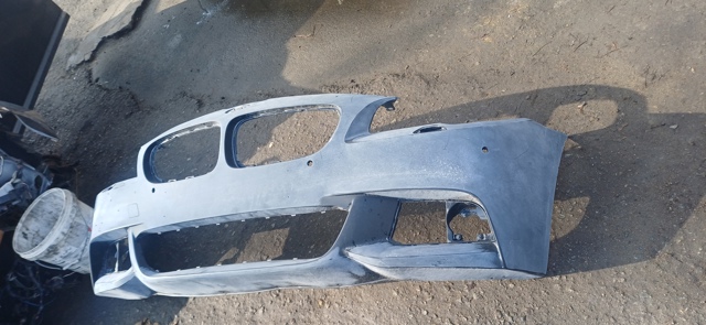 Бампер передний в сборе 51118048668 BMW