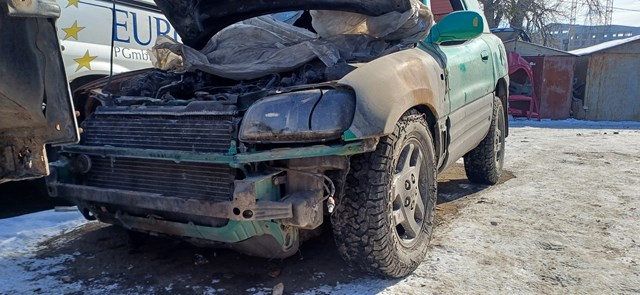 Усилитель переднего бампера  5202942050 TOYOTA