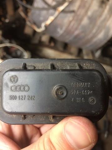 Клапан отсечки топлива 5Q0127242 VAG