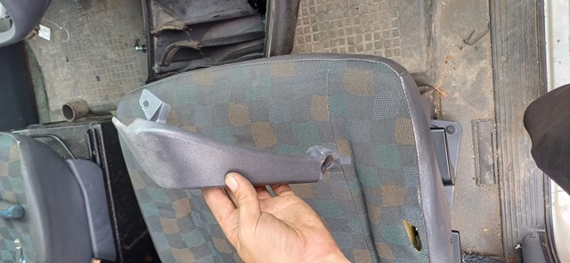 Ручка подлокотника передней двери внутренняя, левая 6387270480 MERCEDES