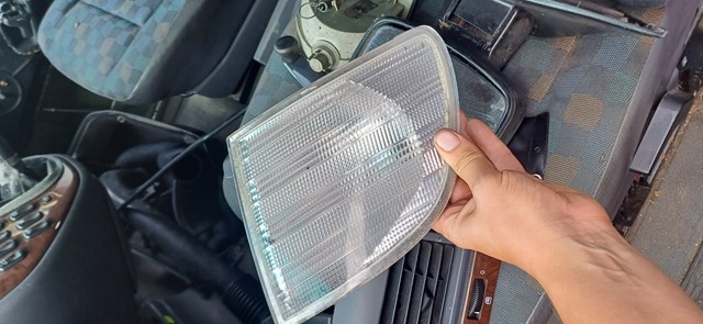 Левый указатель поворота Mercedes Vito I