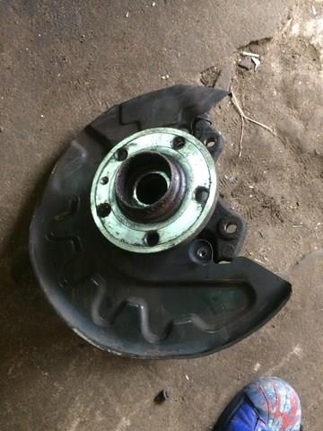 VAG 6Q0407255R Цапфа (поворотный кулак) передний левый в наличии Житомир
