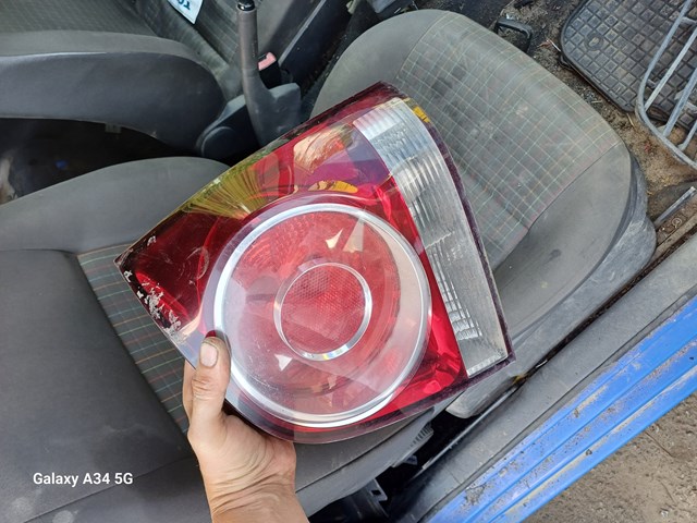 Фонари задние Volkswagen Polo IV