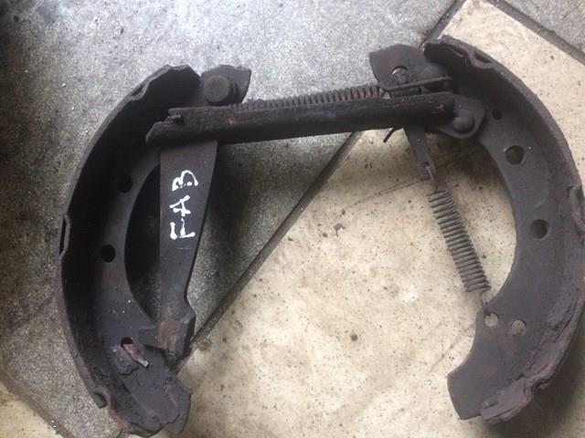 Барабанные колодки 6R0698525A VAG