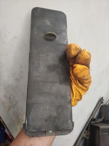 701823496B VAG