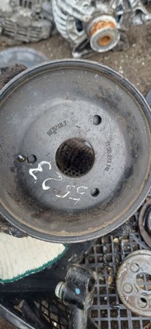 Шкив насоса ГУР 7700273741 RENAULT