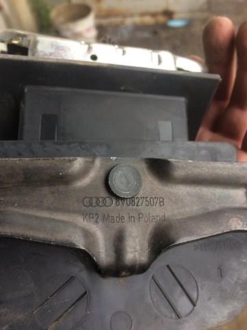 Упор двери задка 8V0827507B VAG