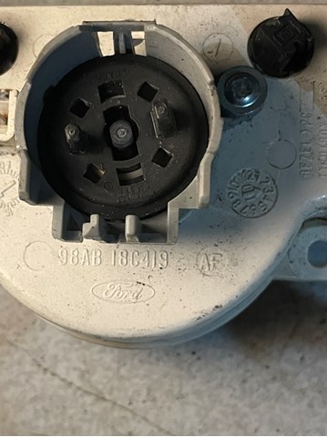 98AB18C419 FORD купить в Чернигов