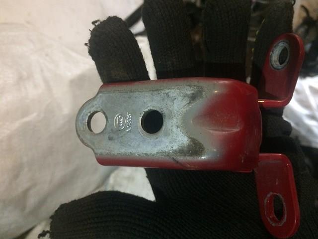 A046057 HYUNDAI Петля двери передней левой купить в Черновцы