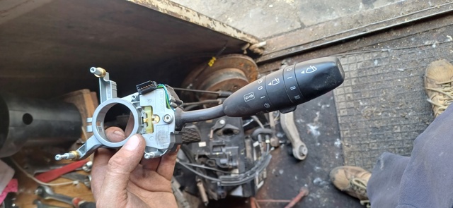 Левый подрулевой переключатель A1695450010 MERCEDES