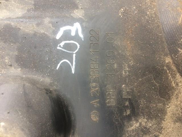 A2038841322 Подкрылок крыла переднего левый передний купить Черкассы