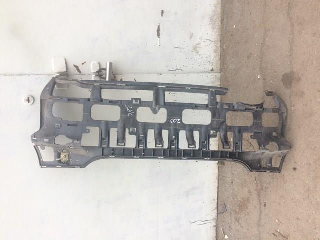 MERCEDES 2038850665 Кронштейн бампера заднего центральный в наличии Украина