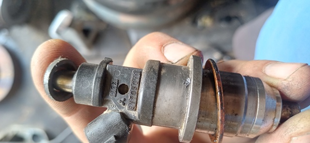 Форсунка впрыска топлива E7T05071 MITSUBISHI
