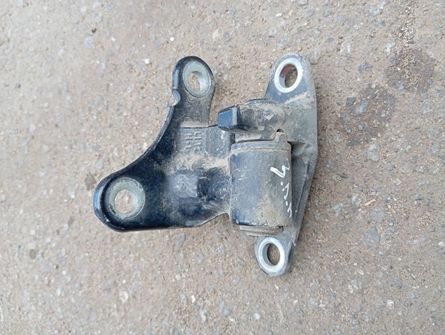 MITSUBISHI MN127865 Петля двери задней левой в наличии Чернигов