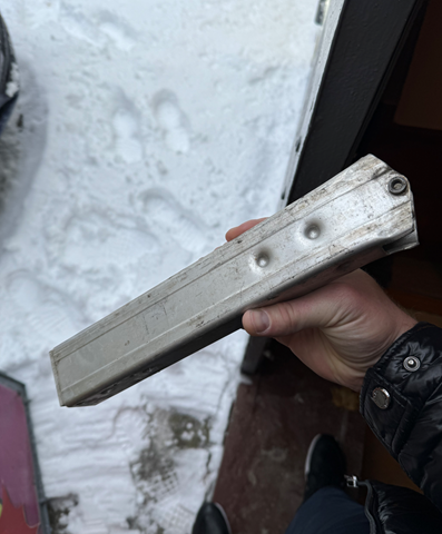 51117374789 Кронштейн усилителя переднего бампера купить Запорожье