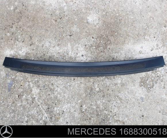 A1688300518 MERCEDES Водосток лобового стекла, жабо купить в Житомир