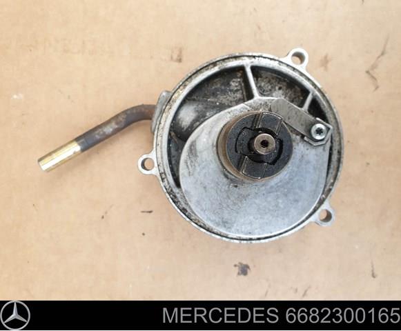 MERCEDES 6682300165 Вакуумный насос в наличии Харьков