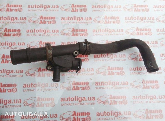 VAG 038121132C Фланец системы охлаждения в наличии Днепр