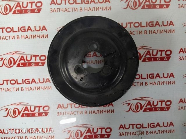 Шкив помпы водяного насоса Volkswagen Passat B6