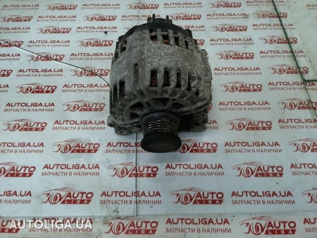 Автомобильный генератор 03L903023Q VAG