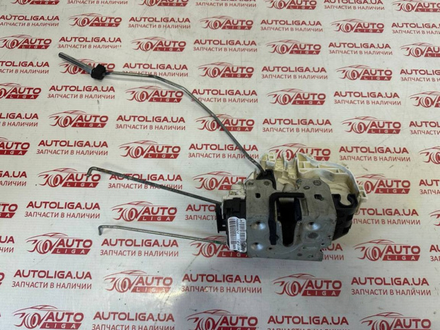 Замок двери водителя 04589693AD CHRYSLER