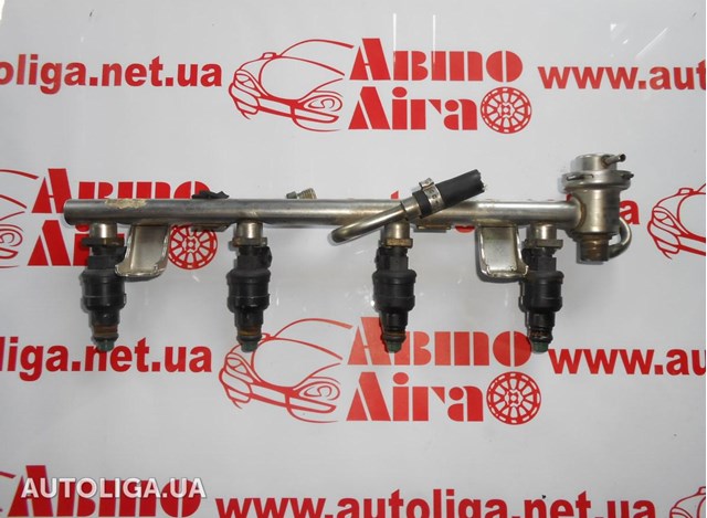 Топливная рампа 058133681C VAG