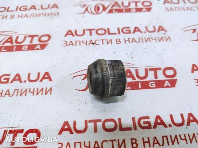 Гайка колесная 09595174 GM