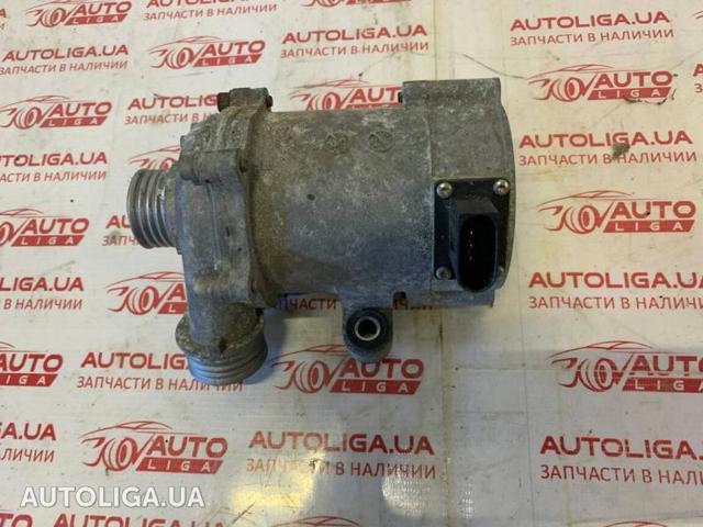 BMW 11517597715 Помпа в наличии Киев