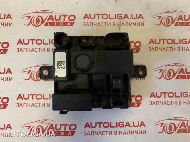 Блок управления бортовой сети 12637633242 BMW