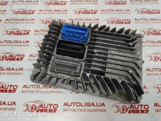 Модуль управления двигателем 12653998 GM