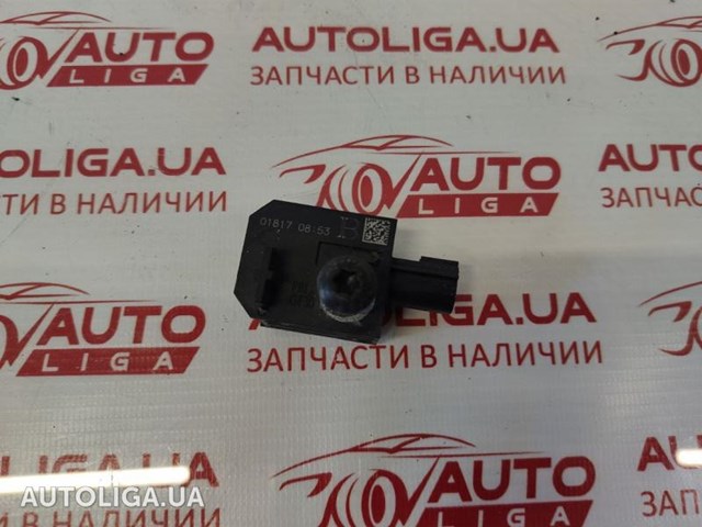 Датчик AIRBAG передний 13504470 GM