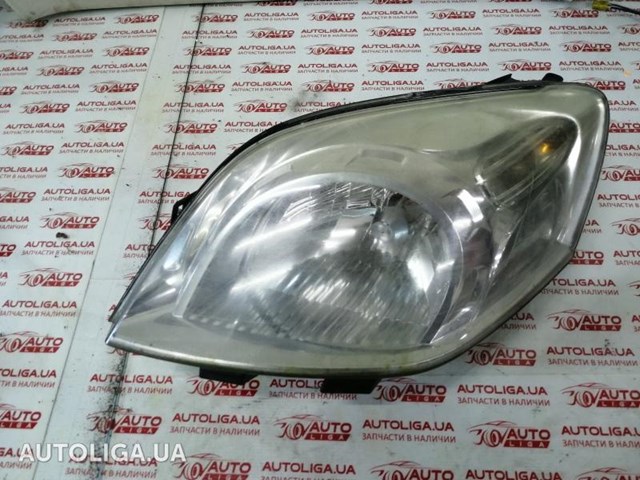 Вставка фары левой Peugeot Bipper
