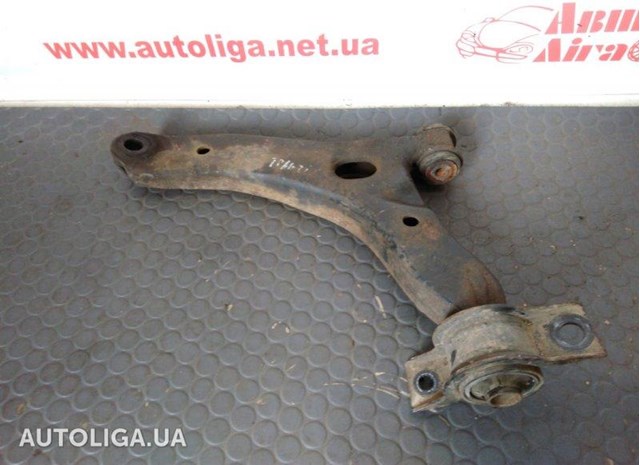 Левый рычаг передней нижней подвески 1355050 FORD