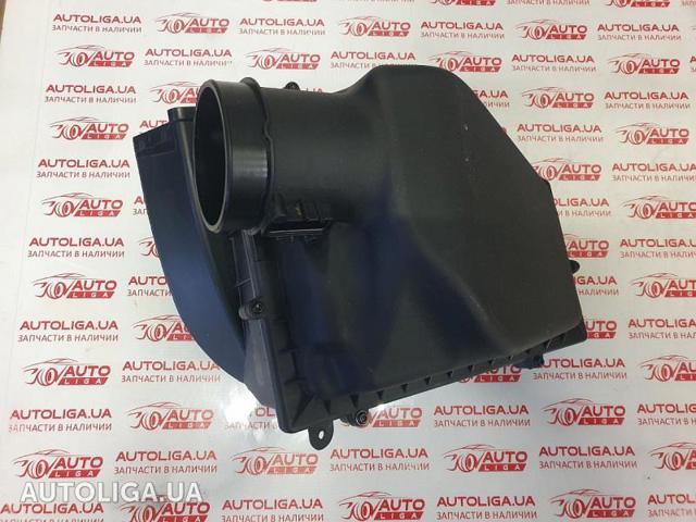 Корпус воздушного фильтра 13718620473 BMW