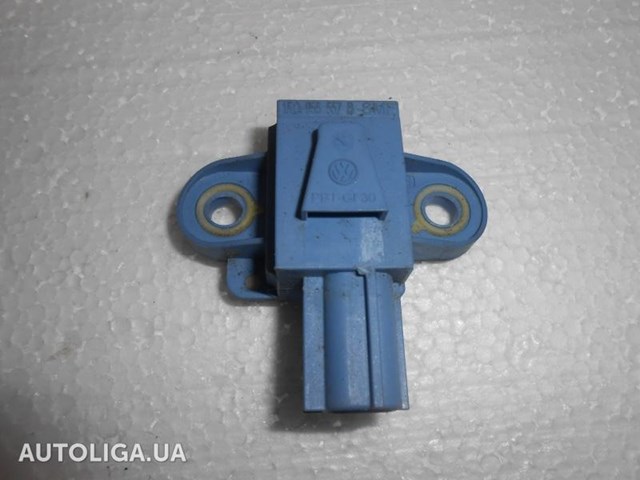 VAG 1K0955557B Датчик удара в наличии Полтава