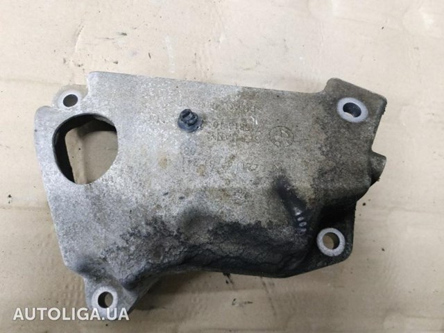 Кронштейн подушки (опоры) двигателя, левой 22116781241 BMW