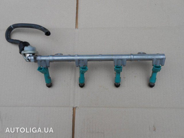 Распределитель топлива (рампа) 2381428031 TOYOTA