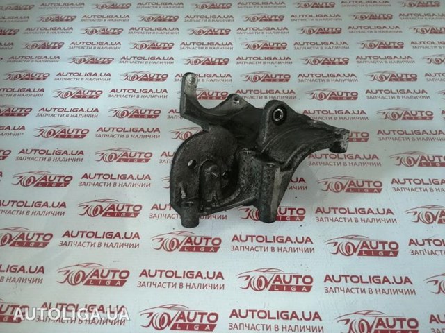 Кронштейн насоса г/у руля 252714A001 HYUNDAI