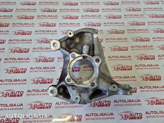 Цапфа (поворотный кулак) передний правый 31216852160 BMW