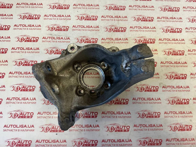 Цапфа передняя левая 31216859003 BMW