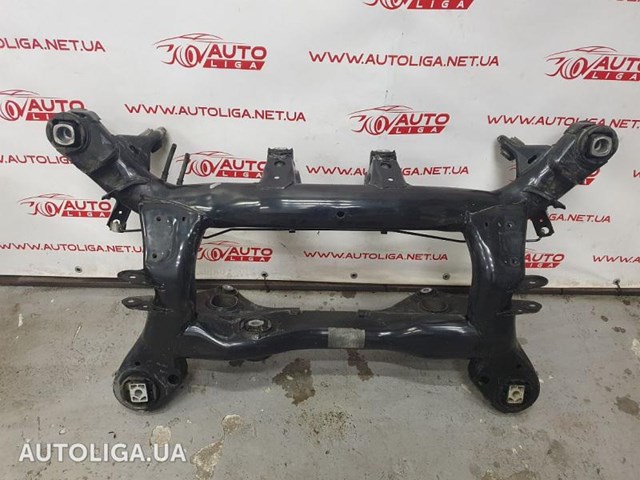 Подрамник задней подвески 33316792474 BMW