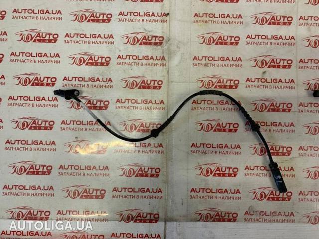 Датчик АБС (ABS) задний 34526858467 BMW